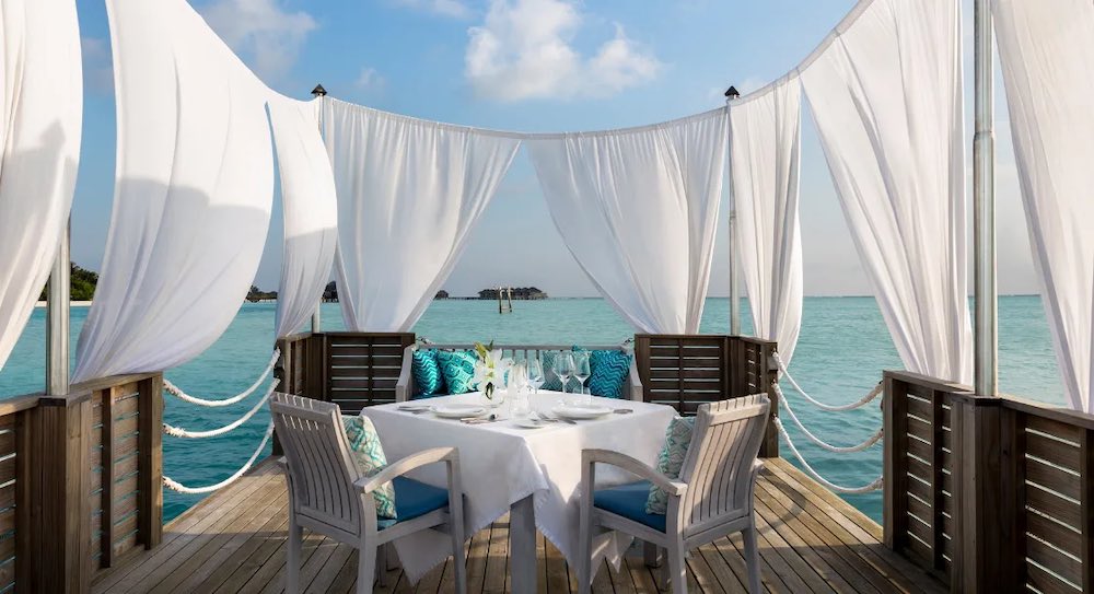 Sea.Fire.Salt at Anantara Dhigu Maldives Resort thumbnail 8